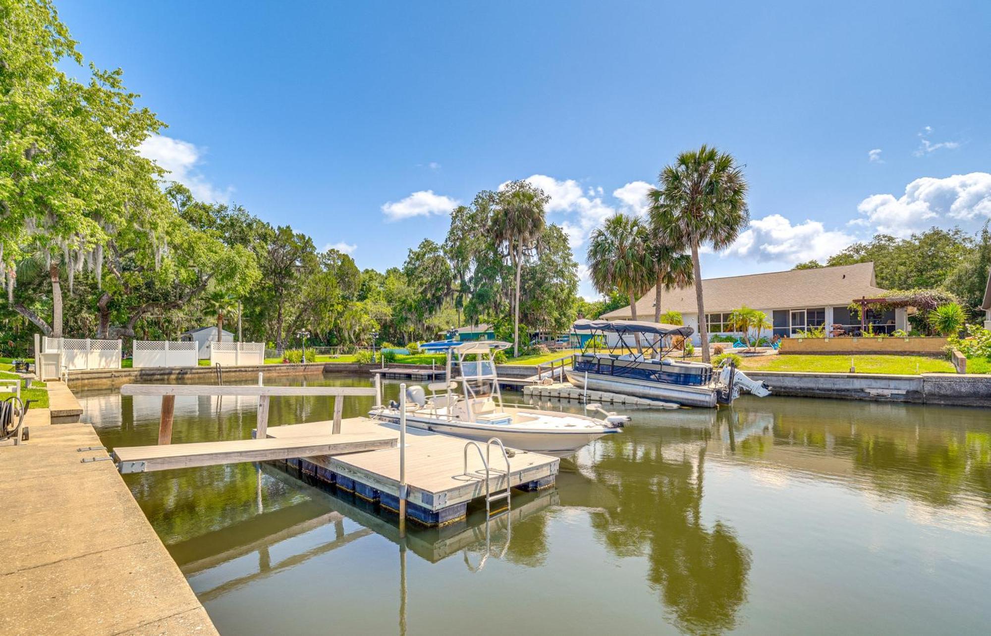 Crystal River Getaway With Dock, Kayaks And Bicycles! מראה חיצוני תמונה